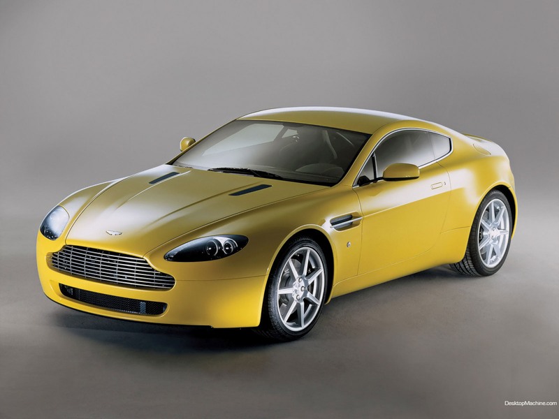 V8 Vantage  Aston Martin